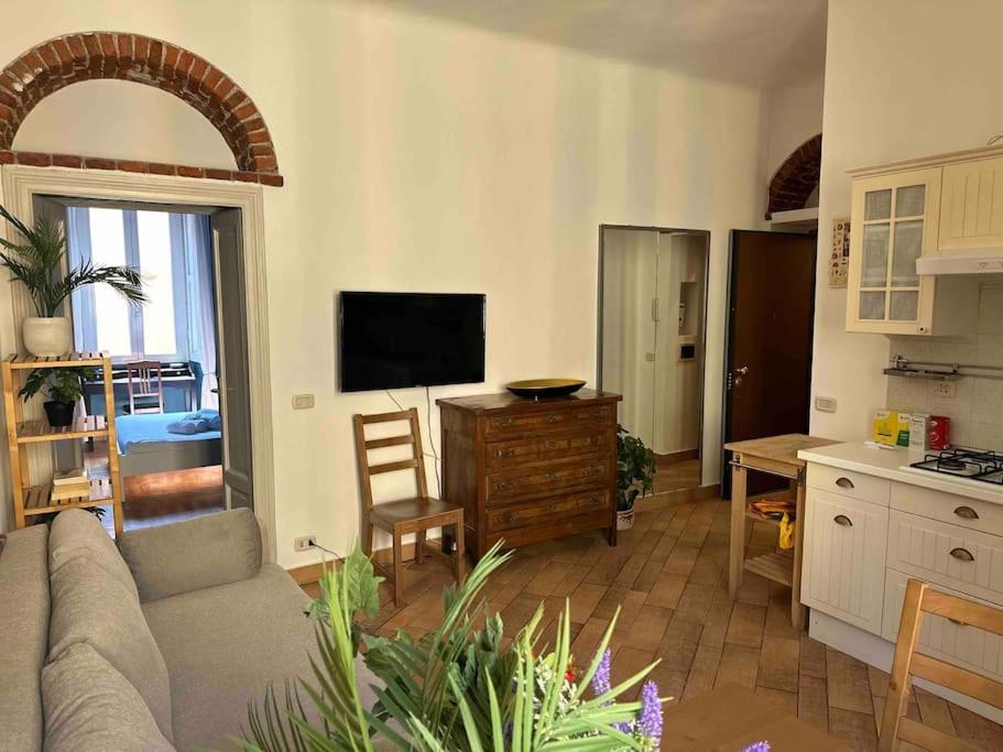 Xenia Apartments - Charming Garden Suite In Porta Venezia Мілан Екстер'єр фото